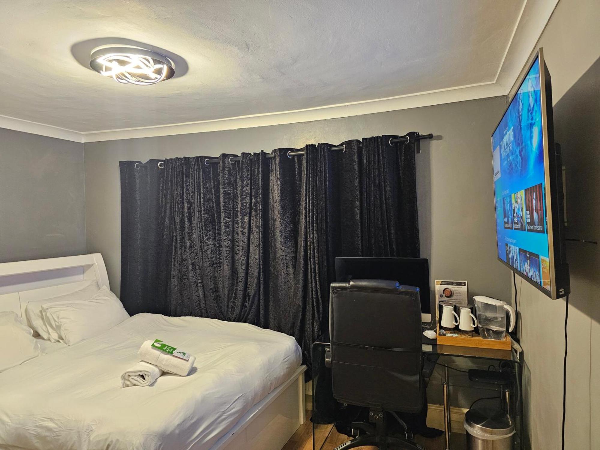 Umbrella Properties London Excel Esterno foto